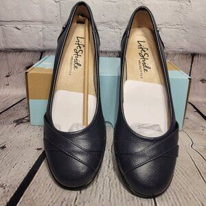 LifeStride Women's I-Loyal Low Wedge Ballet Flats- Navy